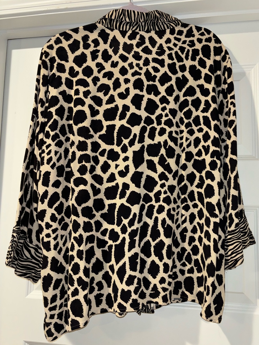 Alfred Dunner Leopard Zebra Print Button-Up Shirt – XL - Picture 2 of 6
